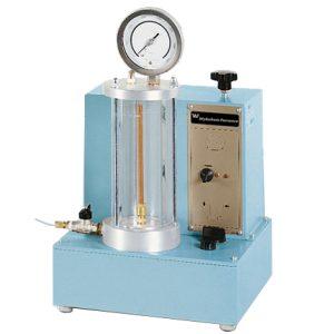 Oil and water constant pressure system
